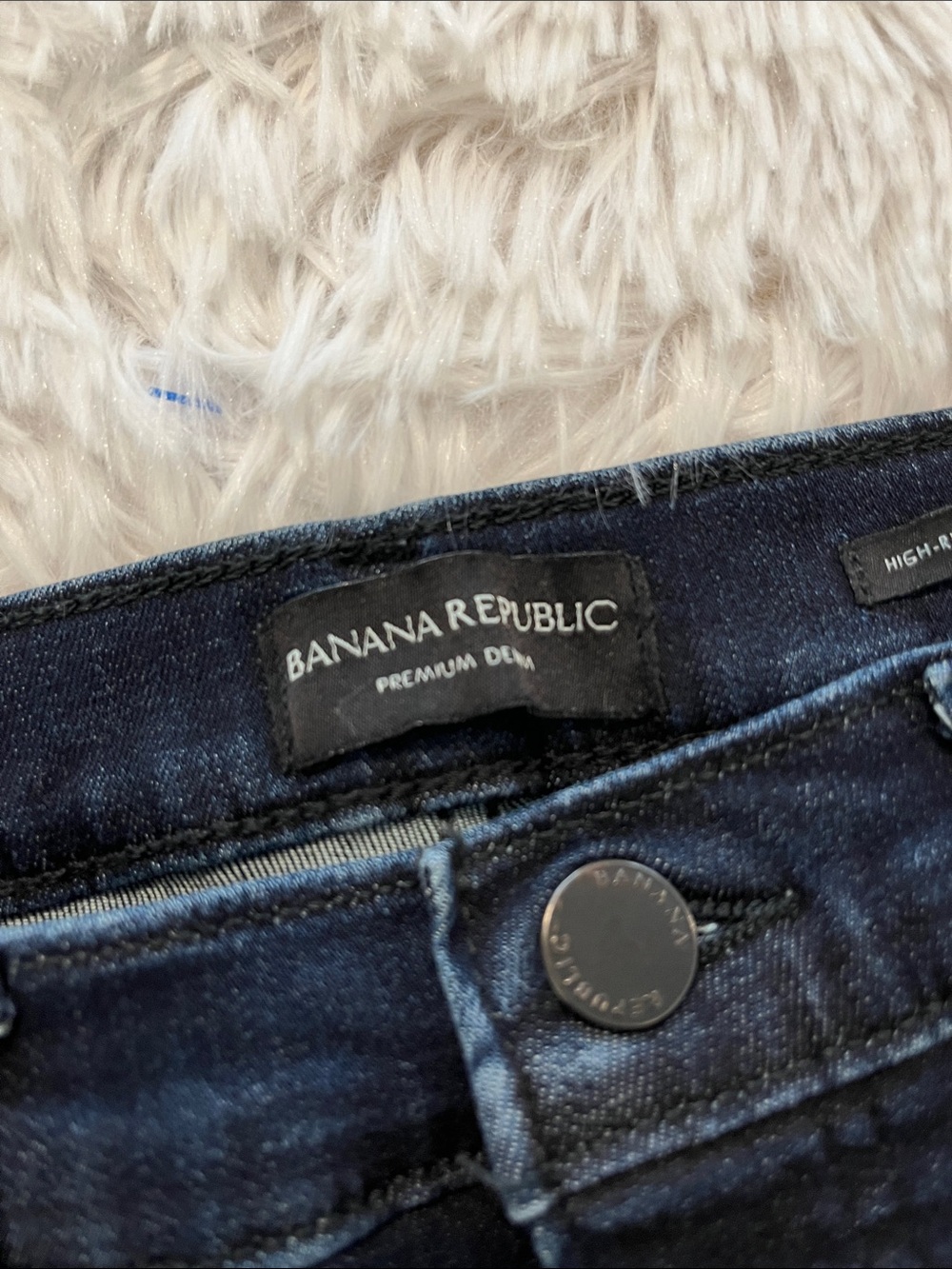 Banana Republic High Rise Flare jeans size 29 petite - Picture 4 of 6